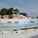Pavillon 5 Pers. Avec Piscine, A 200m De La A - Fr-1-194-422 *