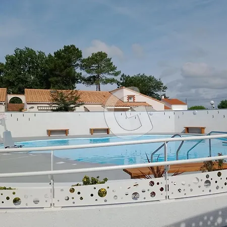 Pavillon 5 Pers. Avec Piscine, A 200m De La A - Fr-1-357-332 *
