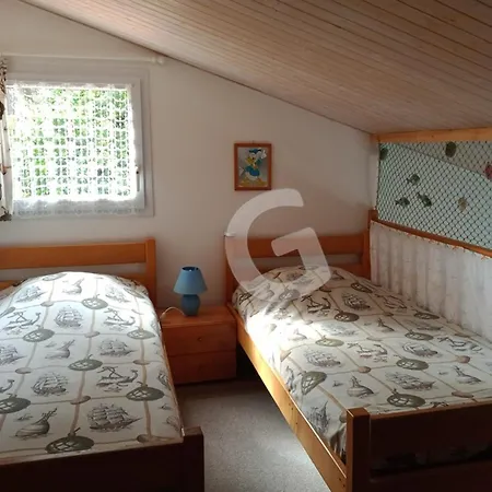 Pavillon 5 Pers. Avec Piscine, A 200m De La A - Fr-1-357-332 La Tranche-sur-Mer