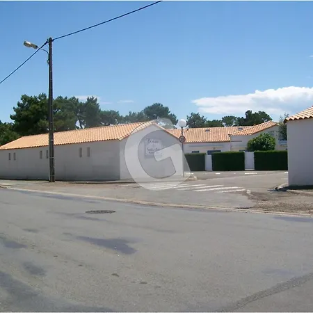 Pavillon 5 Pers. Avec Piscine, à 200m De La à - Fr-1-194-422